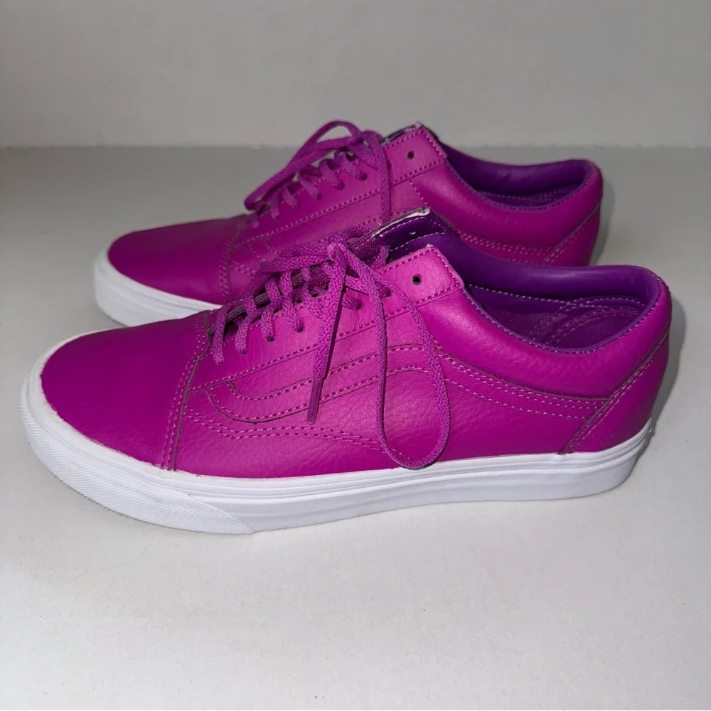 Vans Leather Old Skool Women's Fuchsia Sneakers - Picture 12 of 13